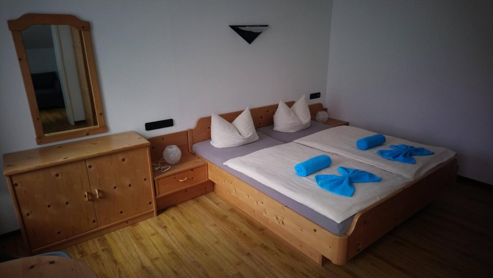Hotel Waldhaus Romhild Luaran gambar
